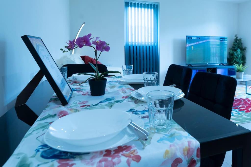 Luxury Ground Floor 2 Bedroom Apartment Free Wifi & Parking Sheffield Exteriér fotografie